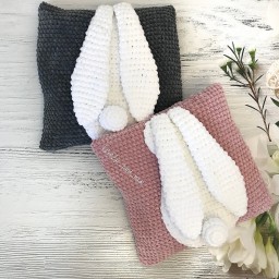 Вяжем мягкую "ушастую" подушку