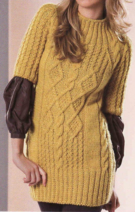 Удлиненный пуловер горчичного цвета