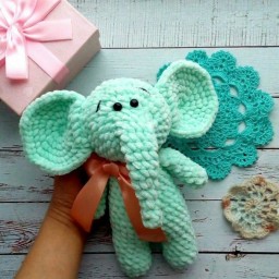 Вяжем зефирного слоника