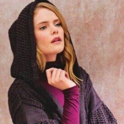 Тёмно-лиловый жакет с капюшоном