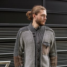 Вязаный спицами мужской жакет Winner