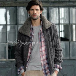 Мужская куртка на молнии спицами