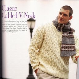 Мужской  классический  пуловер с V образным вырезом