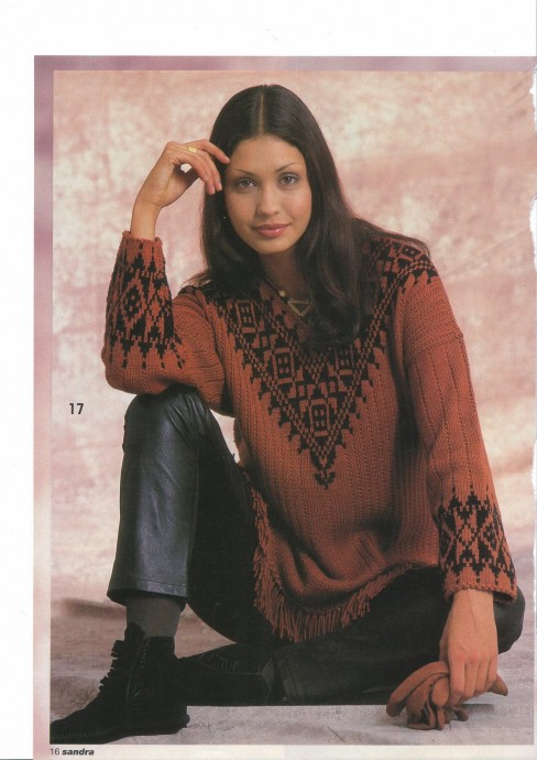 Женский пуловер в этническом стиле