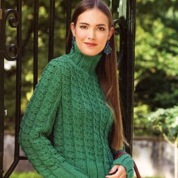 ЭФФЕКТНЫЙ ЗЕЛЕНЫЙ ПУЛОВЕР, С УЗОРОМ ИЗ ОРИГИНАЛЬНЫХ КОС. СПИЦЫ.