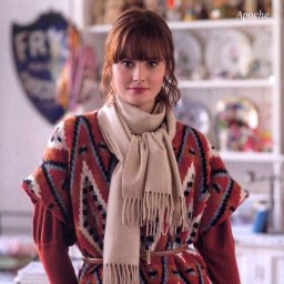 Теплая безрукавка.