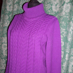 Джемпер с высоким горлом