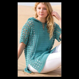 Туника с капюшоном .