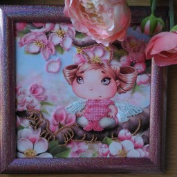 Картина, вышитая бисером - история, рассказанная стеклышками....