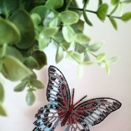 Полетаем? И это про бабочку!