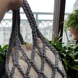 Сумка-авоська из трикотажной пряжи