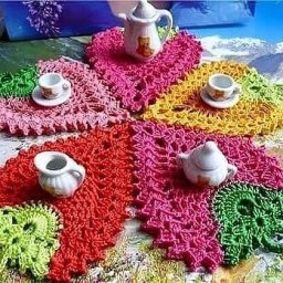 Клубничная подставка