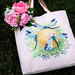 Лето красное пропела...