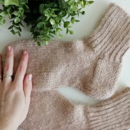 Мои первые грамотно связанные спицами носки