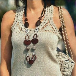 А вы носите вязаные топы летом?