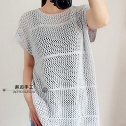 Просторная туника простым узором. Схема