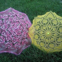 Красивый зонтик вязаный крючком