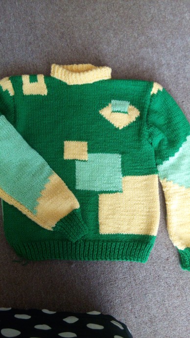 свитер для мальчика из остатков пряжи