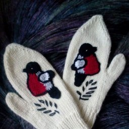 варежки со снегирями