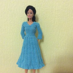 Лазурное платье для куклы.