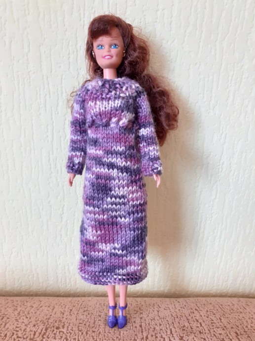 Уютное домашнее платье для куклы. 0