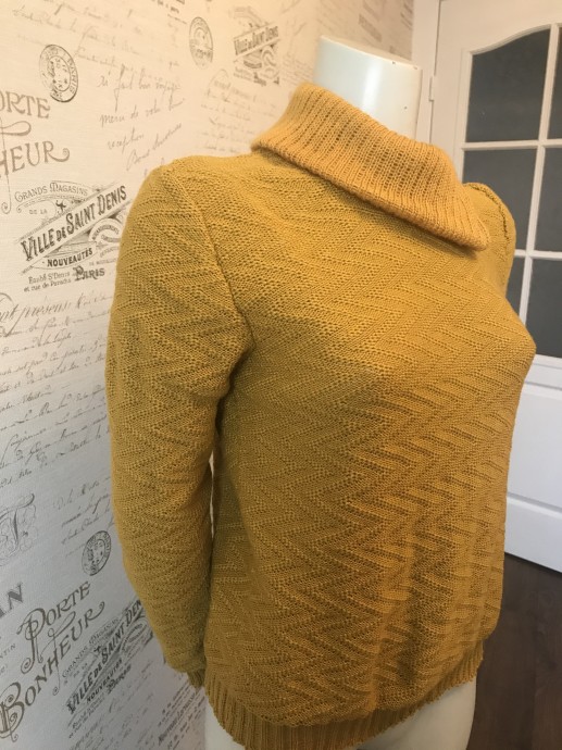 Пуловер "Горчичка"