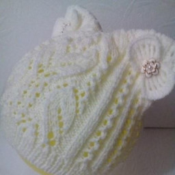 Вяжем чудесную шапочку для принцессы