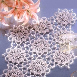 "Снежинка" - подстаканники и салфетка в зимнем настроении