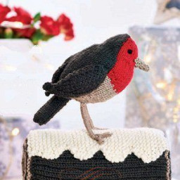 ​Вязаная птичка «Малиновка»