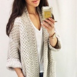 Каким узором связан кардиган?