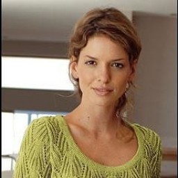 Очень красивый пуловер спицами