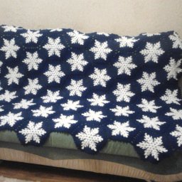 Плед со снежинками