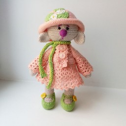 Малышка Персик со съемной одеждой