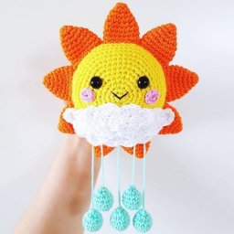 Как ухаживать за вязаными игрушками?