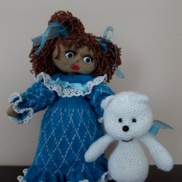 Кукла Глаша со своим мишкой