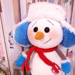 Снеговик Варежкин.