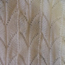 Кардиган для младшей и  свитер для меня. Работы моей мамы.