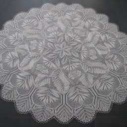 Скатерть и салфеточки.