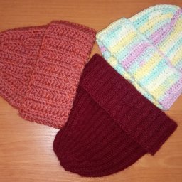 Шапки бини.