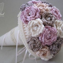 Вязанные букеты