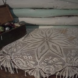 Первая скатерть.