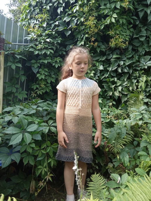 Платье для девочки из ярнарт фловерс с люрексом