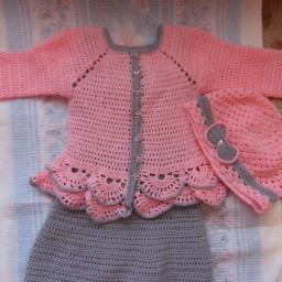 Сочетание серого и розового.