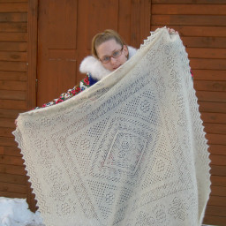 Платок в стиле оренбургского