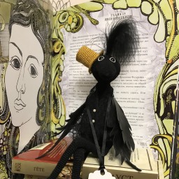 Ворон-театрал.