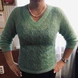 Пуловер из мохера