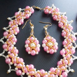 Комплект из бусен и бисера