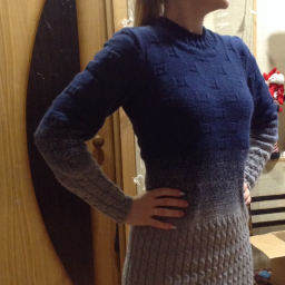 Двуцветное платье