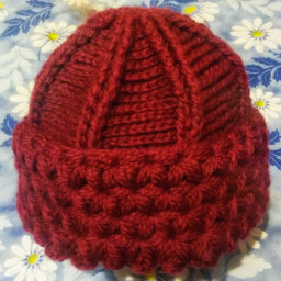 Шапочки зимние.