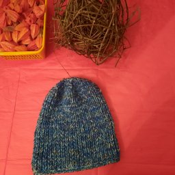 Простая шапочка спицами